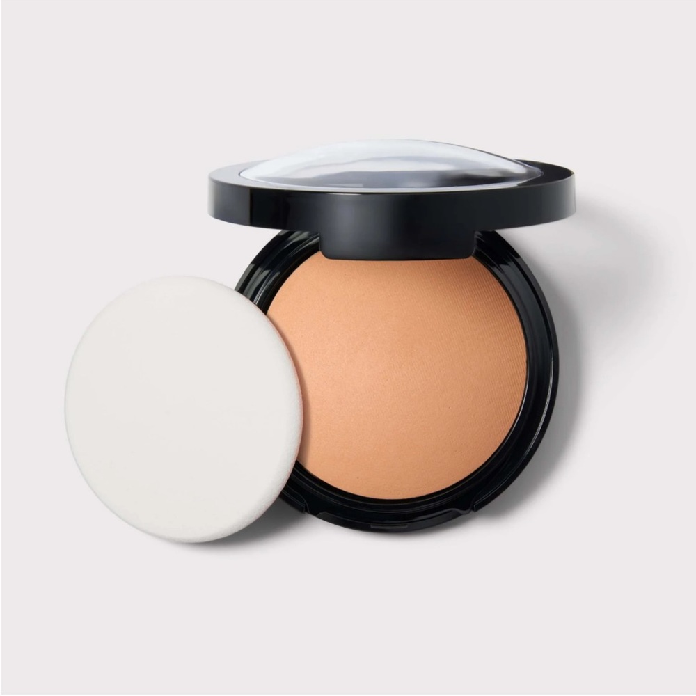 Laura Geller Double Take Baked Full Coverage Foundation in Medium